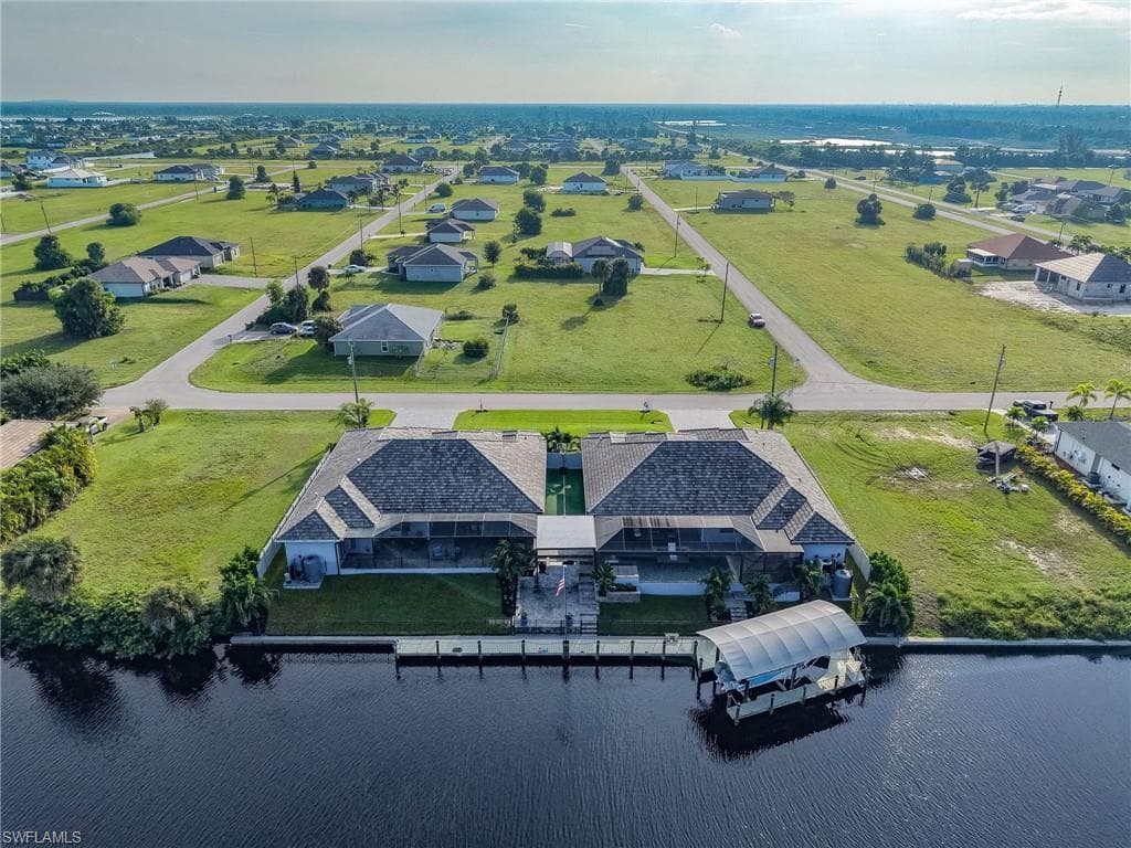 3802 42nd Pl, Cape Coral, photo 3