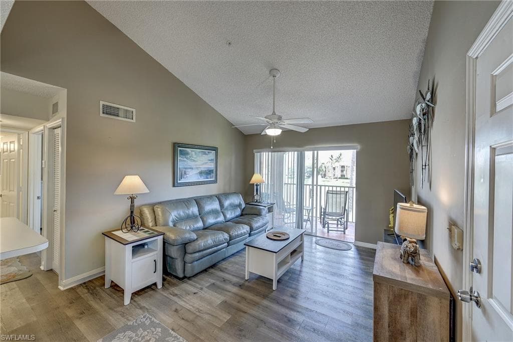 1185 Wildwood Lakes Blvd #208, Naples, photo 3