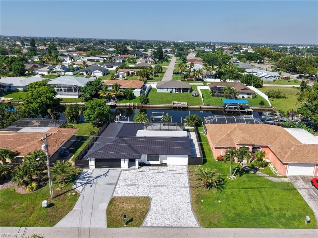 1503 23rd Ter, Cape Coral, photo 2