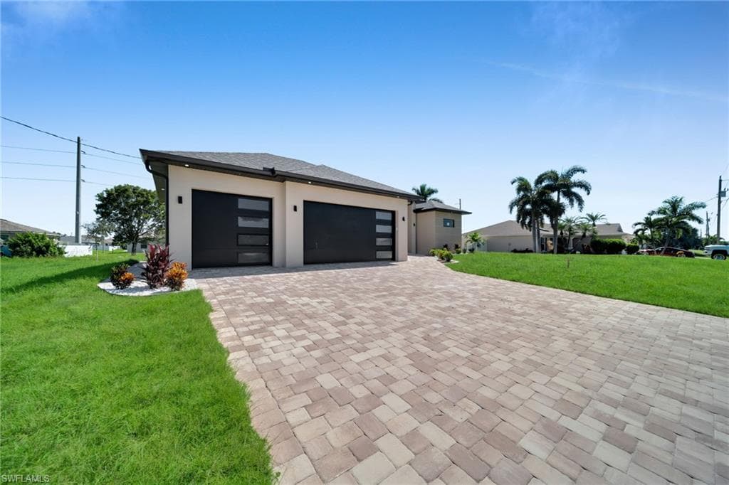 1029 24th Pl, Cape Coral, photo 2