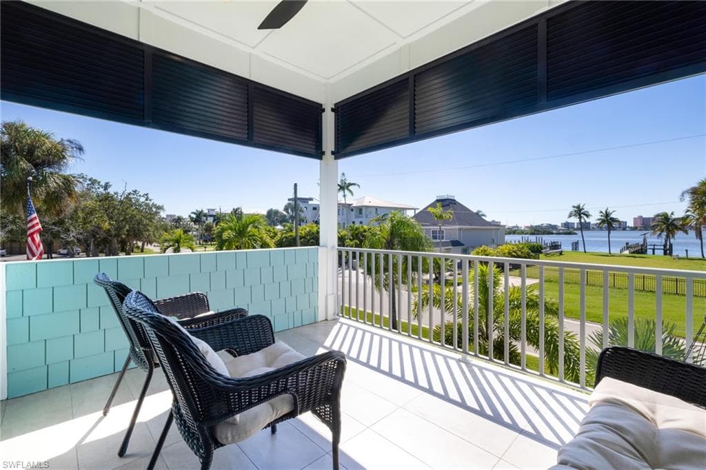 810 San Carlos Dr, Fort Myers Beach, photo 3