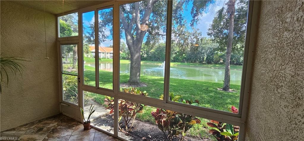 289 Robin Hood Cir #101, Naples, photo 3