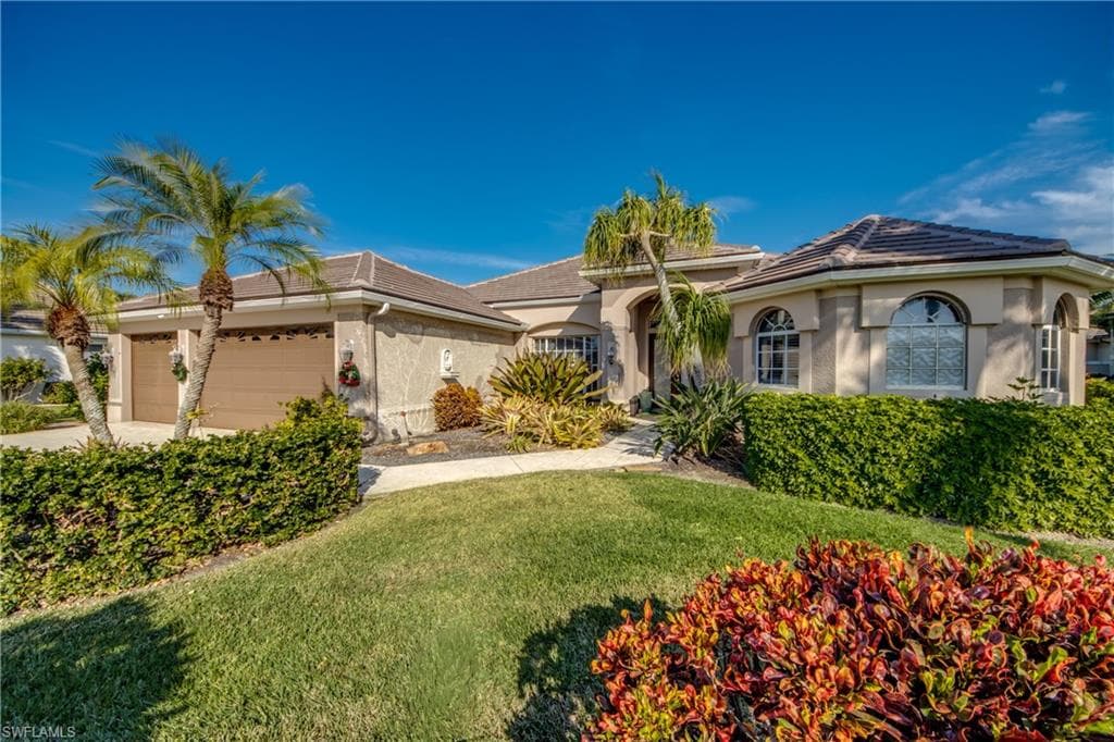 5605 Merlyn Ln, Cape Coral, photo 3