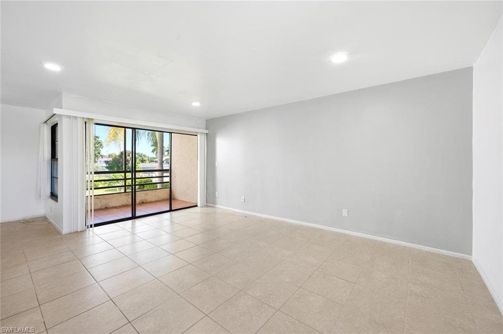 3615 Boca Ciega Dr #210, Naples, photo 3