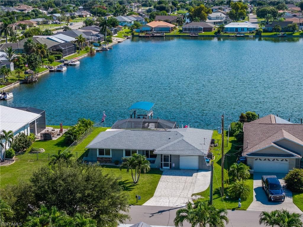 15 10th Ave, Cape Coral