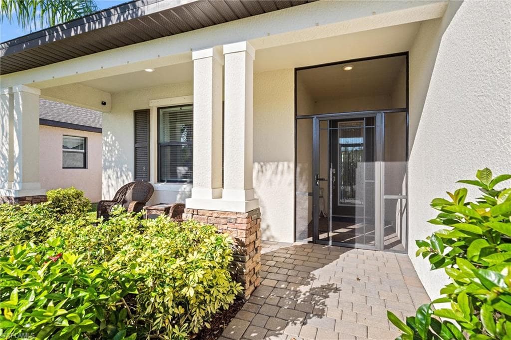 14180 Vindel Cir, Fort Myers, photo 2