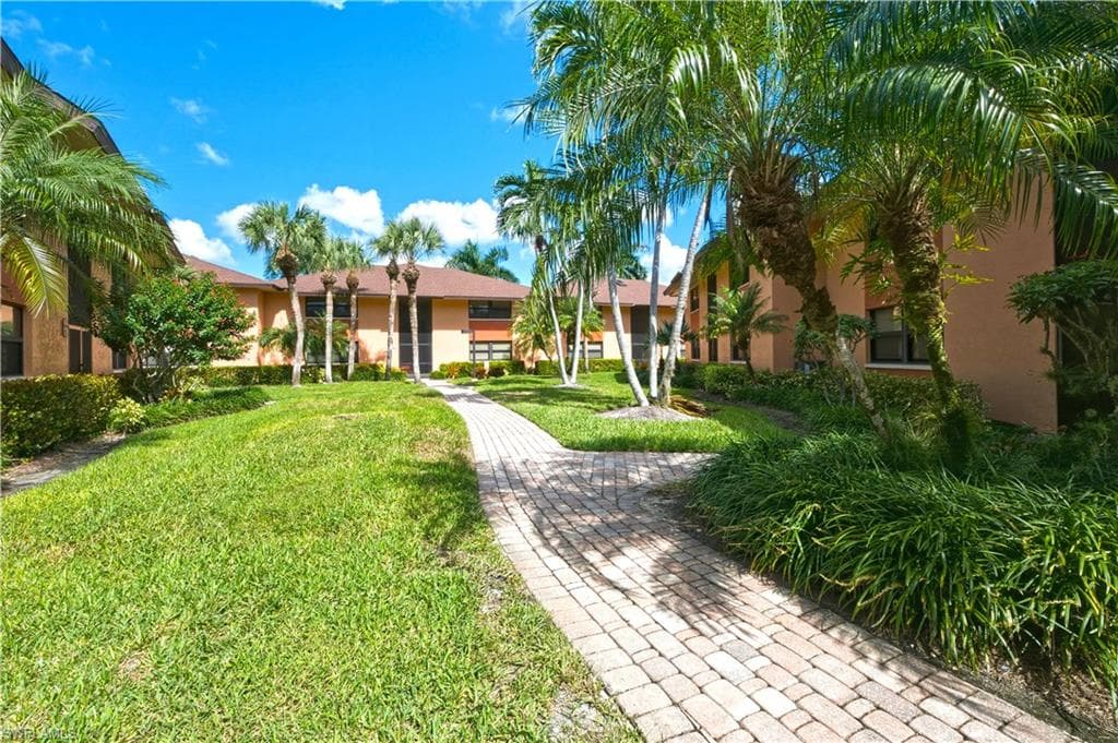1510 Mainsail Dr #8, Naples, photo 3