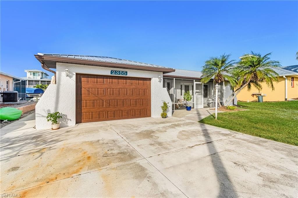 2355 Banana St, St. James City, photo 2