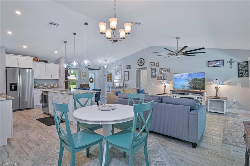1761 26th Ave, Cape Coral, photo 3
