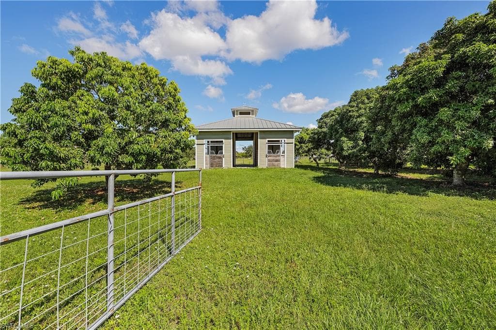 13260 Morningstar Ln, Bokeelia, photo 2
