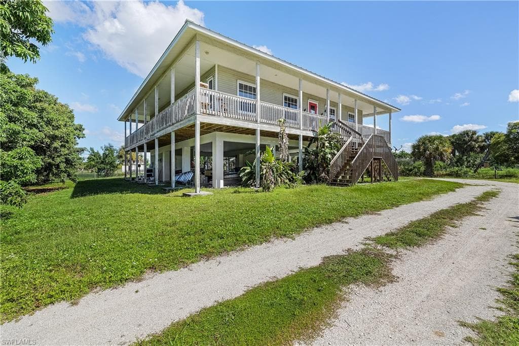 13260 Morningstar Ln, Bokeelia