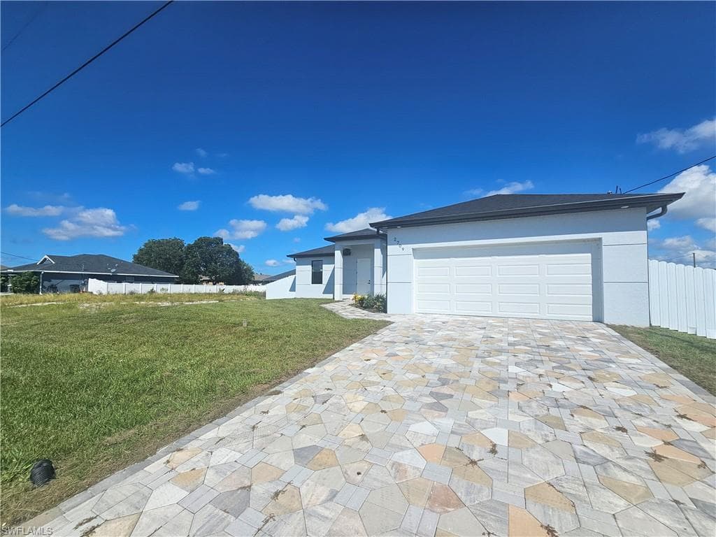 2709 5th Ter, Cape Coral, photo 3