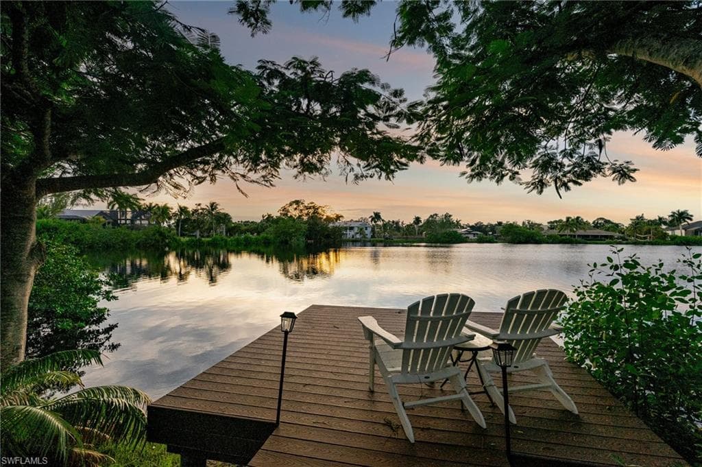 7337 Lake Dr, Fort Myers