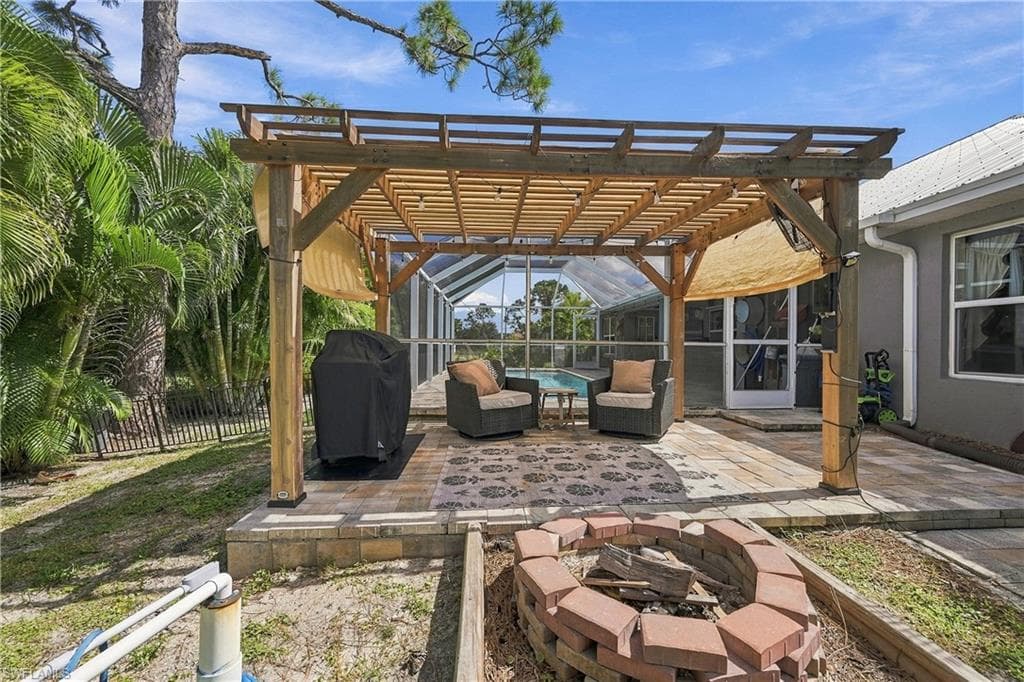 2301 33rd Ln, Cape Coral, photo 3