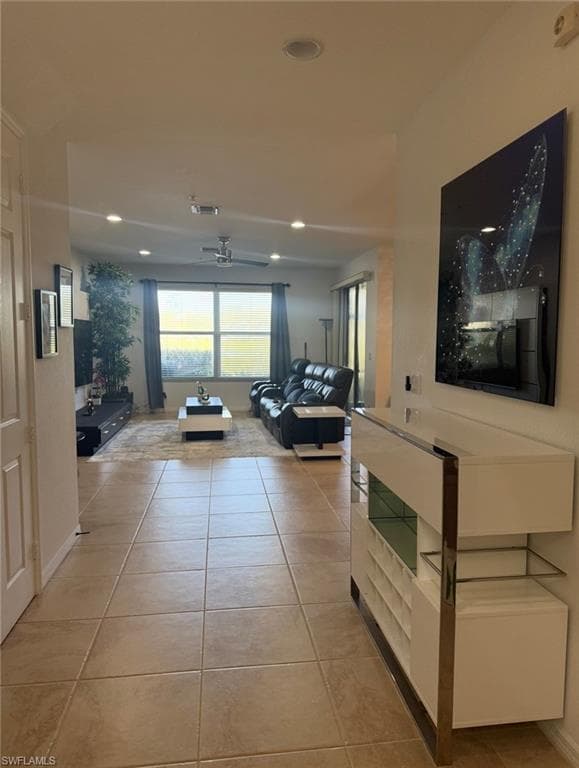1370 Mariposa Cir #22105, Naples