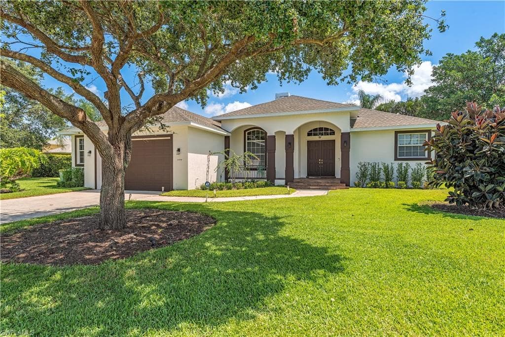 2358 Kings Lake Blvd, Naples, photo 2