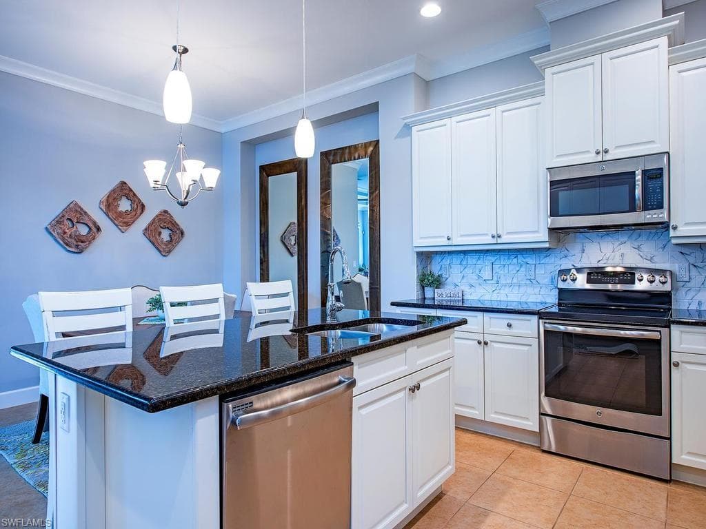7202 Dominica Dr, Naples, photo 3