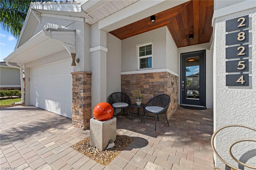 28254 Captiva Shell Loop, Bonita Springs, photo 2