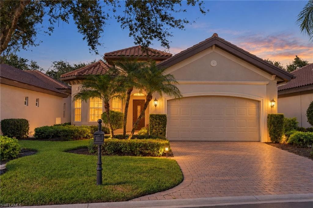 12577 Grandezza Cir, Estero