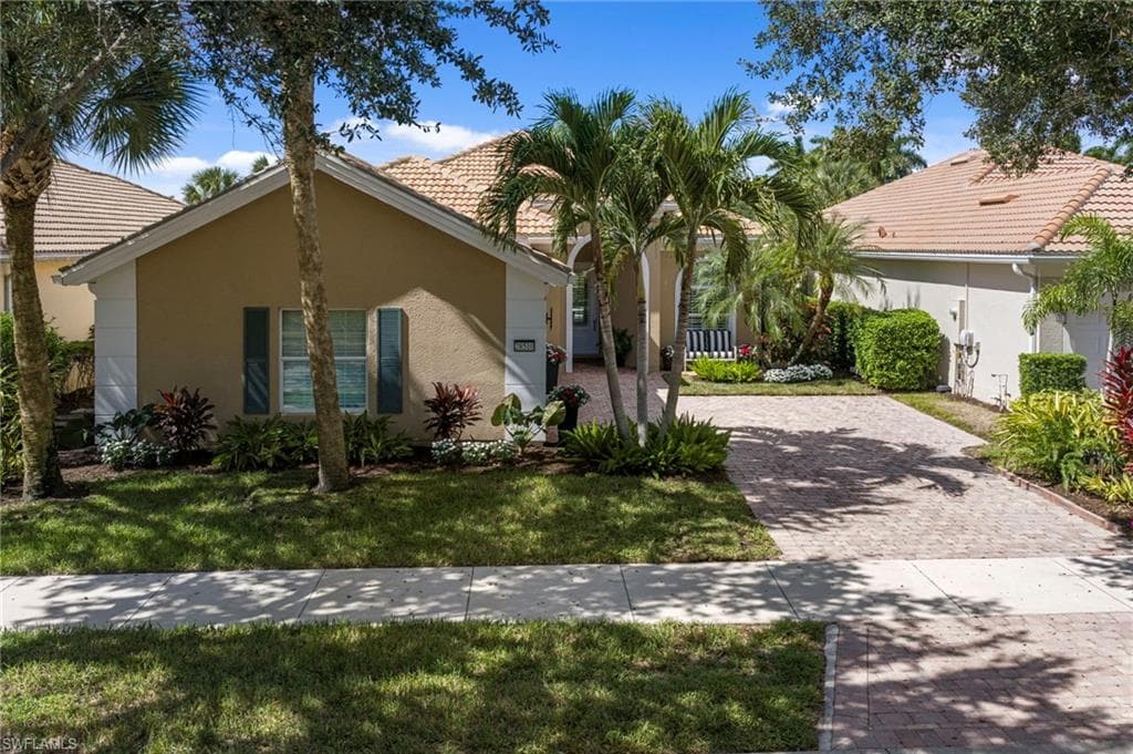 28510 Guinivere Way, Bonita Springs