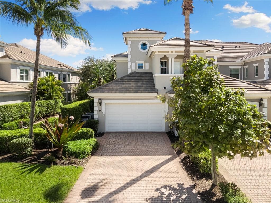 9224 Campanile Cir #101, Naples