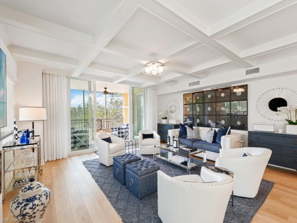 2738 Tiburon Blvd #202, Naples, photo 3