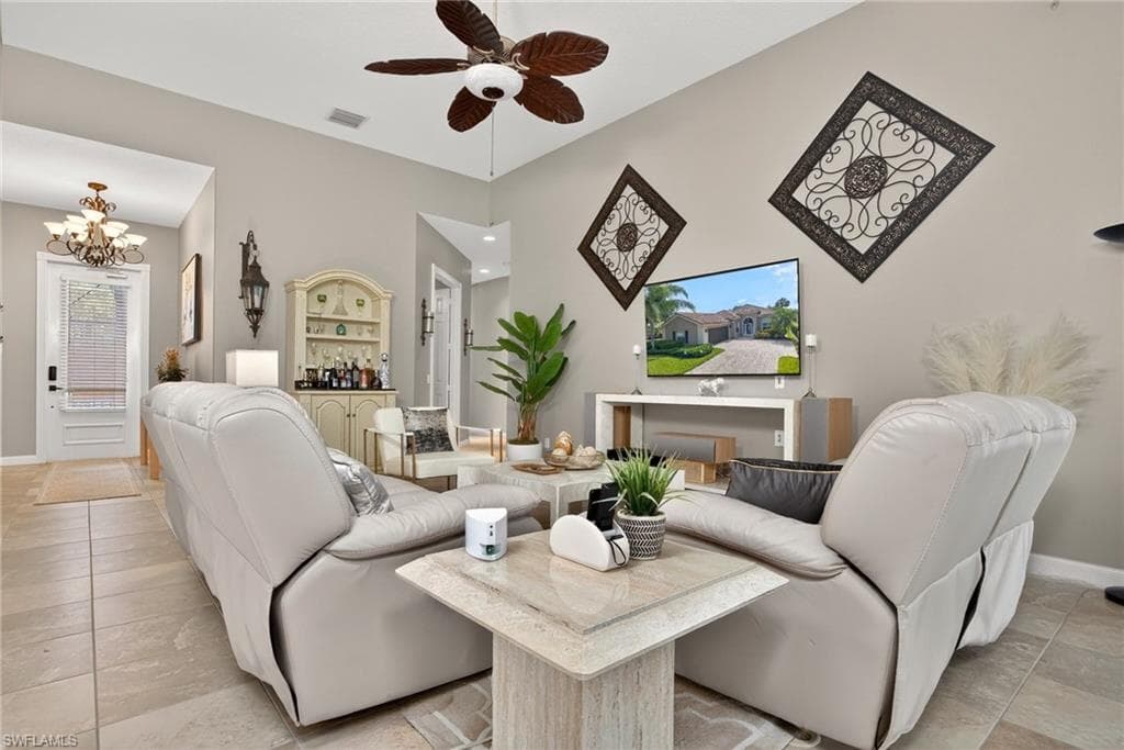 2271 Heydon Cir, Naples, photo 2