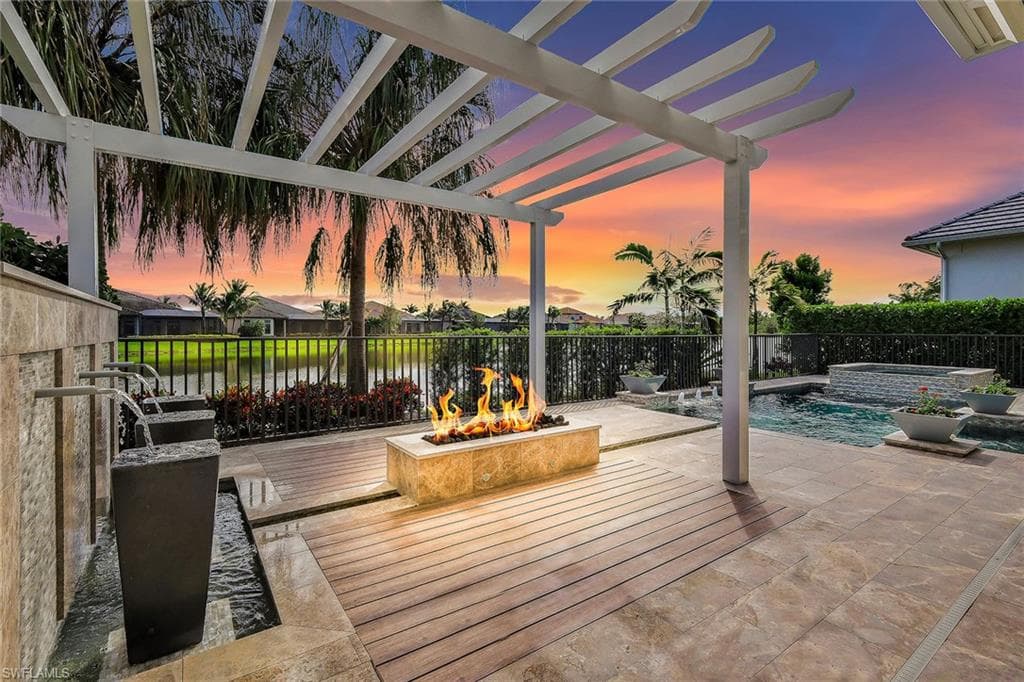 3208 Kumamoto Ln, Naples