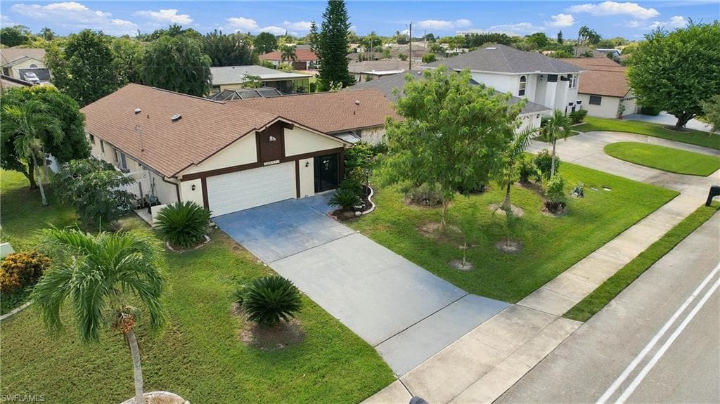 1832 Bolado Pkwy, Cape Coral