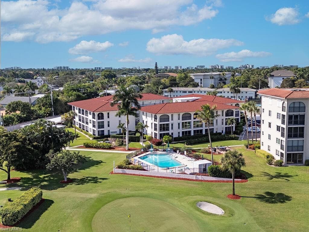 53 High Point Cir #101, Naples, photo 2