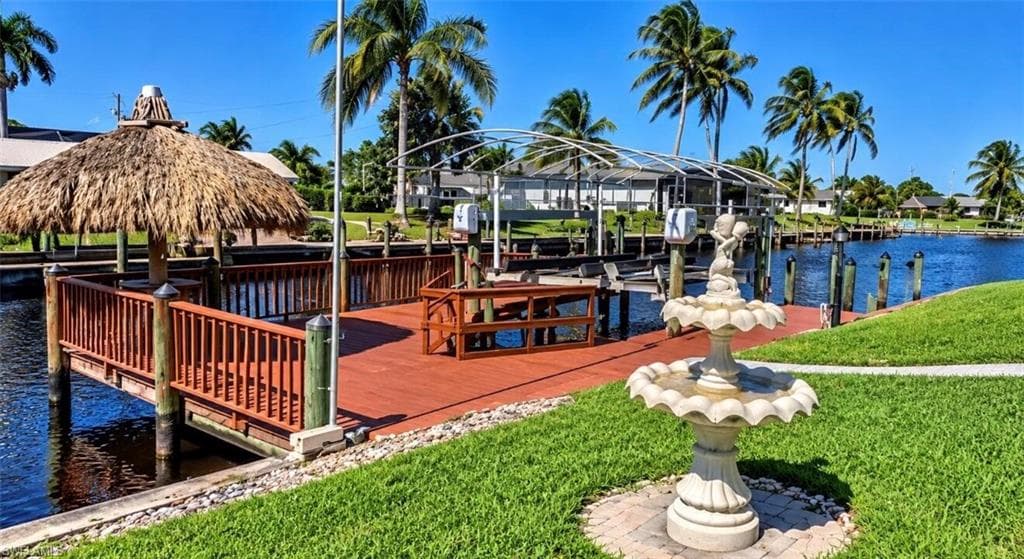 5214 Willow Ct, Cape Coral, photo 2