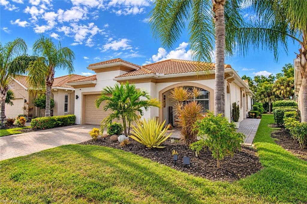 10550 Prato Dr, Fort Myers, photo 3