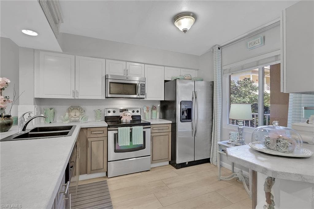 1075 Foxfire Ln #209, Naples, photo 3