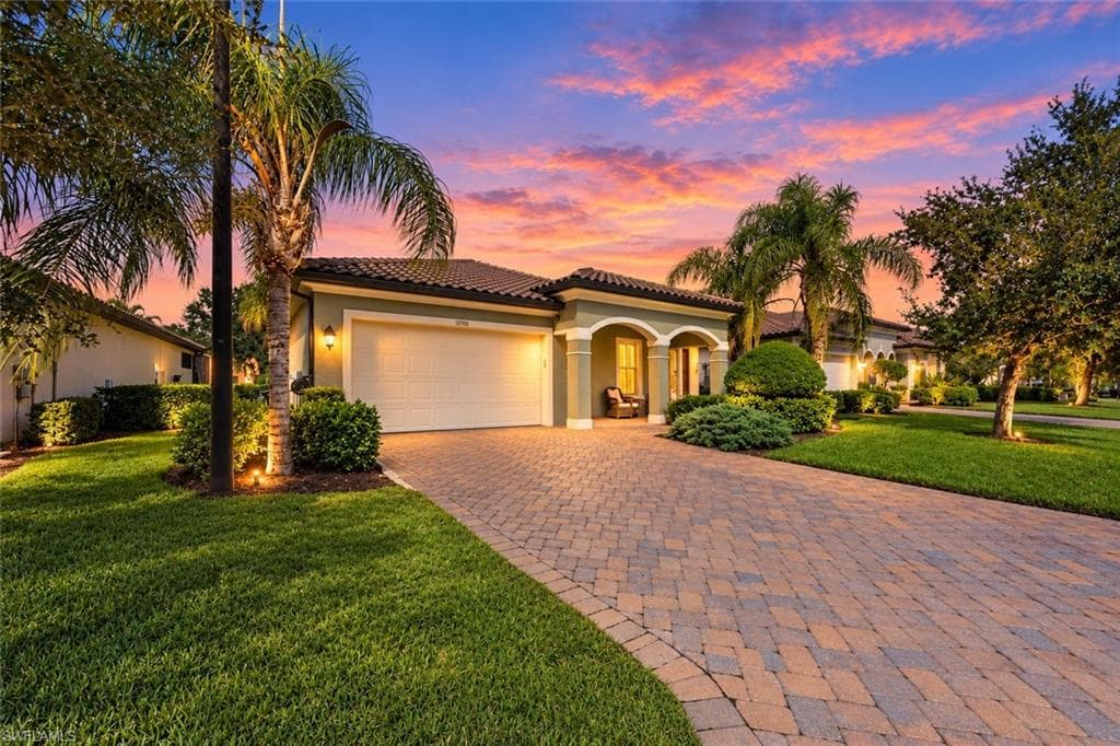 12702 Astor Pl, Fort Myers