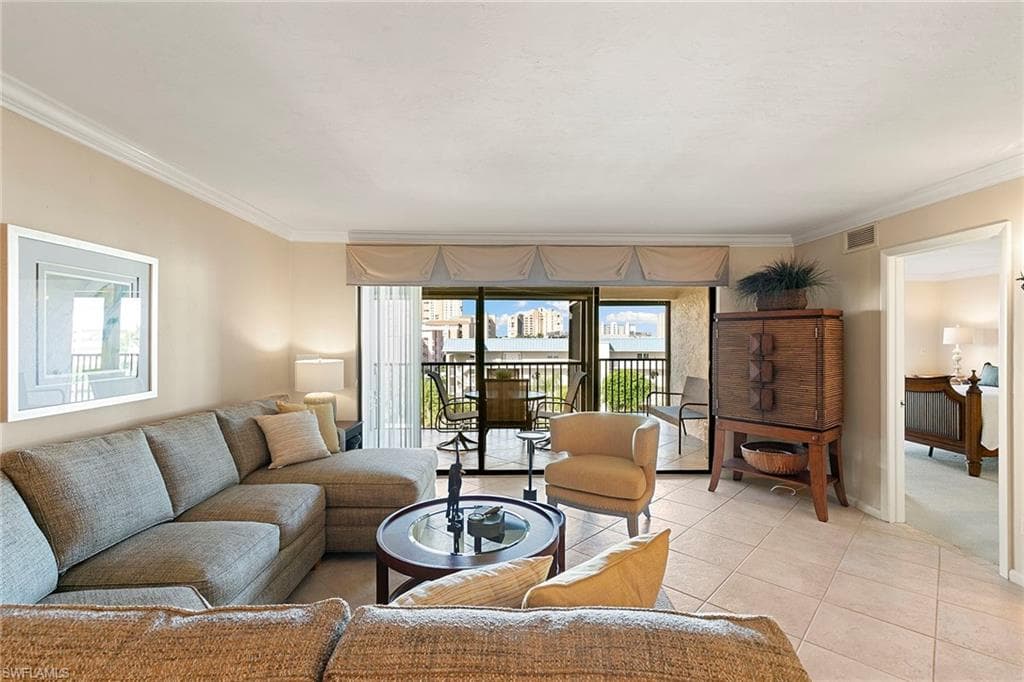 1041 Collier Blvd #405, Marco Island, photo 2