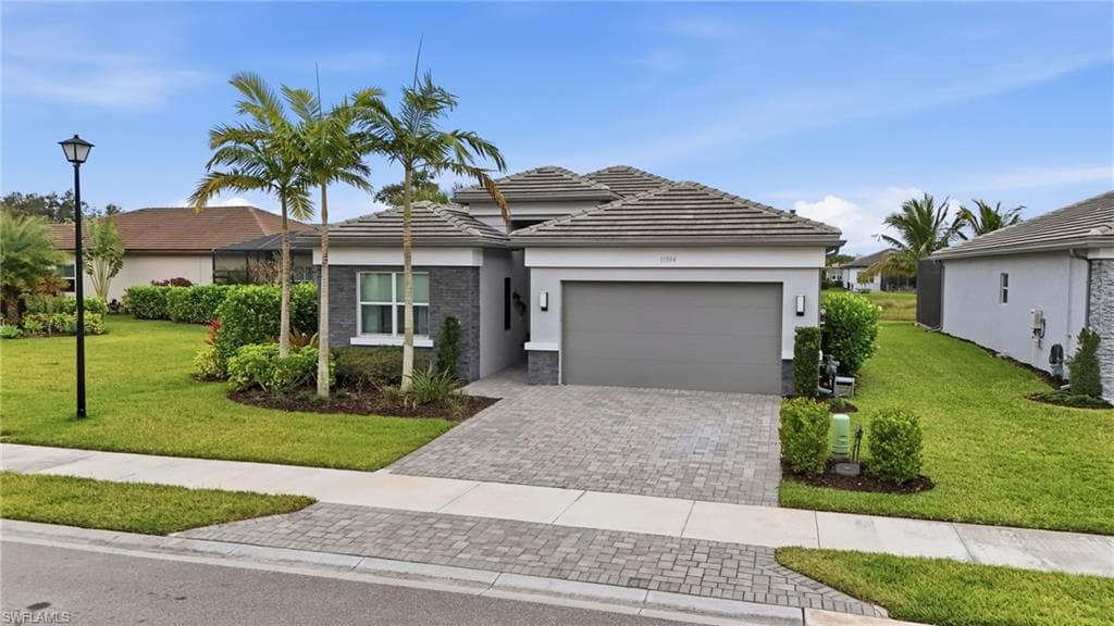 11394 Jacaranda Dr, Naples, photo 2