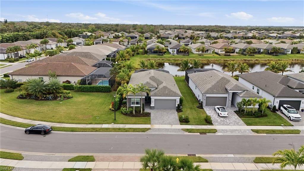 11394 Jacaranda Dr, Naples, photo 3