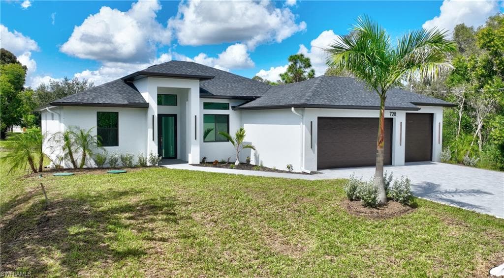 728 La Plata Ave, Lehigh Acres