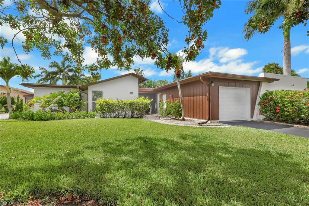 3980 Estero Bay Ln #f23, Naples