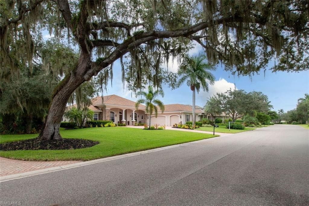 3750 Mossy Oak Dr, Fort Myers