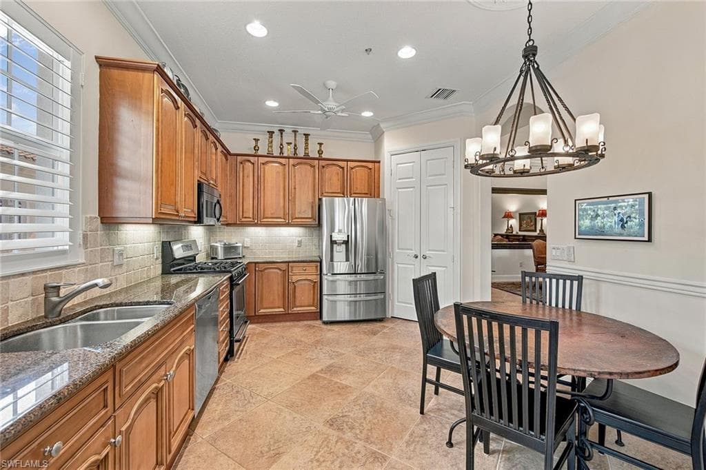 9090 Cascada Way #202, Naples, photo 3