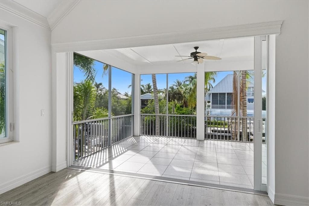 1287 Grand Canal Dr, Naples, photo 2