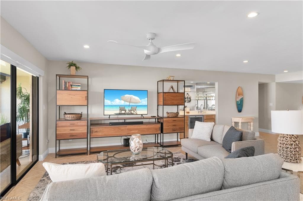 1041 Collier Blvd #402, Marco Island, photo 3