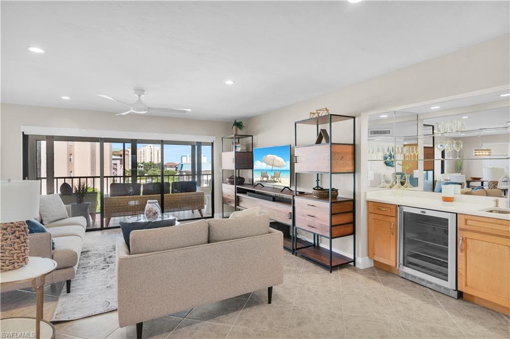 1041 Collier Blvd #402, Marco Island