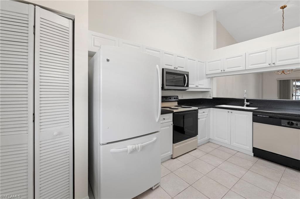 2488 Millcreek Ln #202, Naples, photo 3