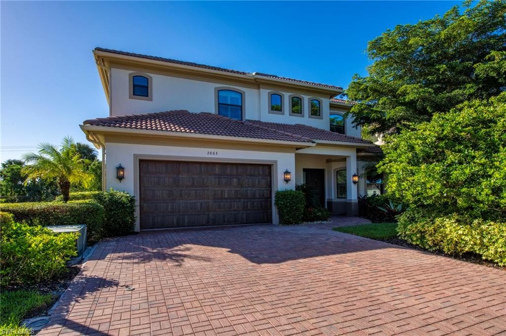 2863 Coco Lakes Dr, Naples