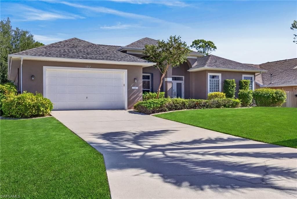 1217 18th St, Cape Coral, photo 2