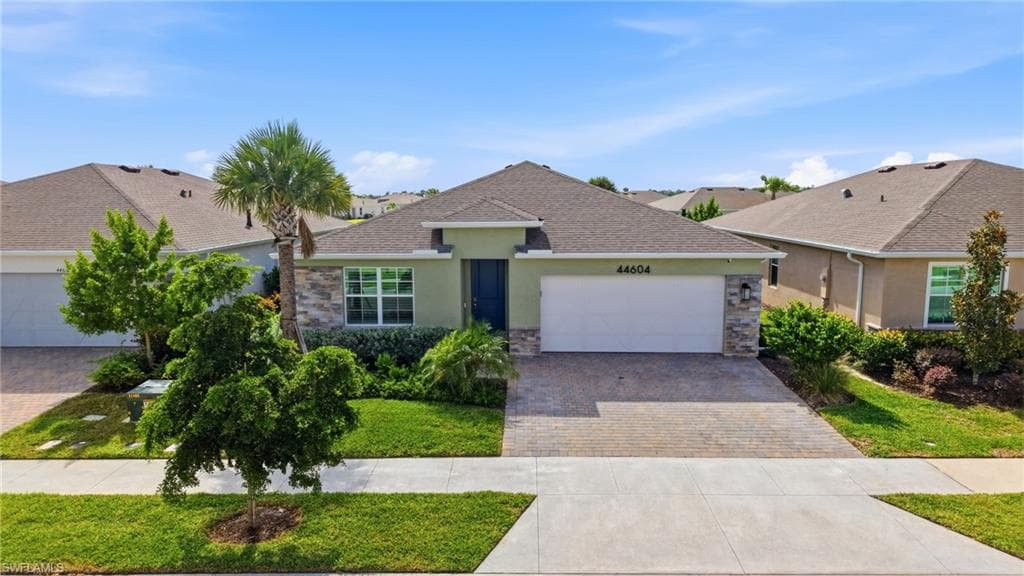 44604 Palm Frond Dr, Punta Gorda, photo 2