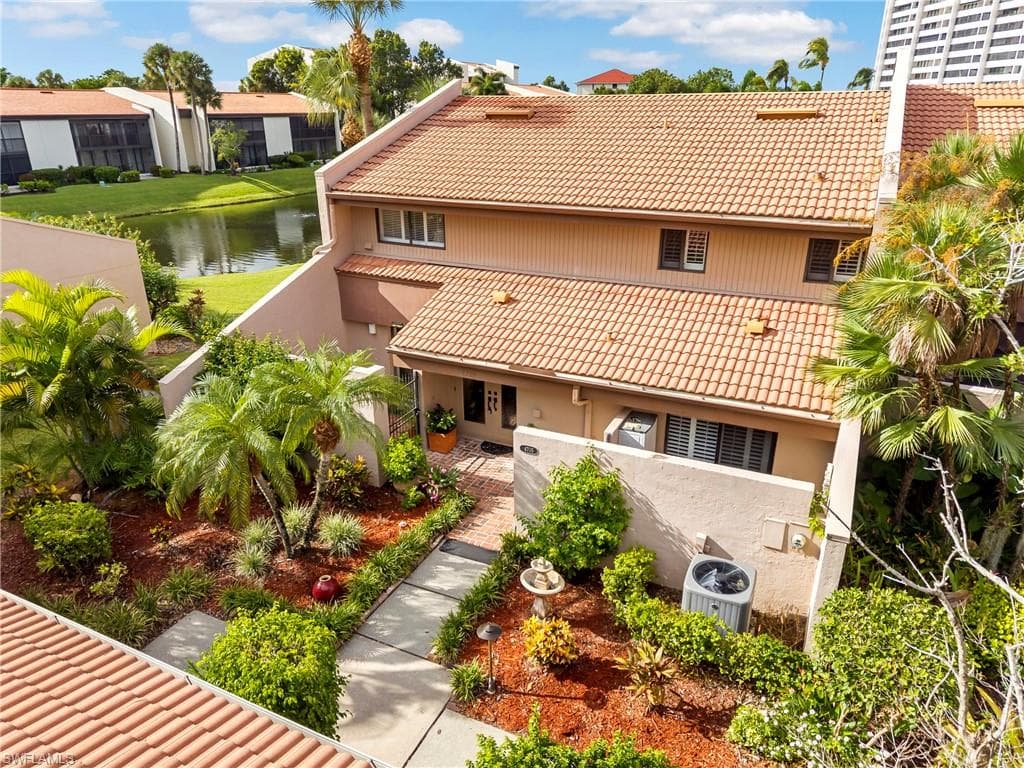 4705 Landings Dr, Fort Myers, photo 2