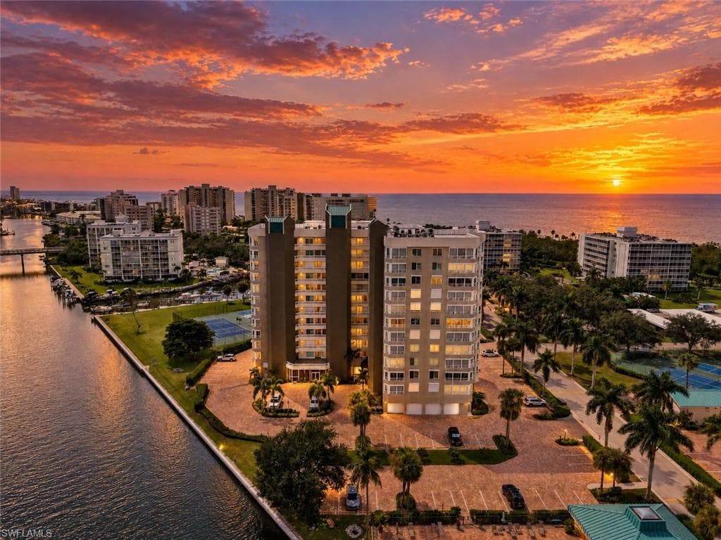25 Bluebill Ave #204, Naples, photo 2